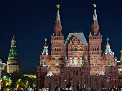 Moskwa i jej rzeka: Nad jaką leży? Odkryj serce stolicy