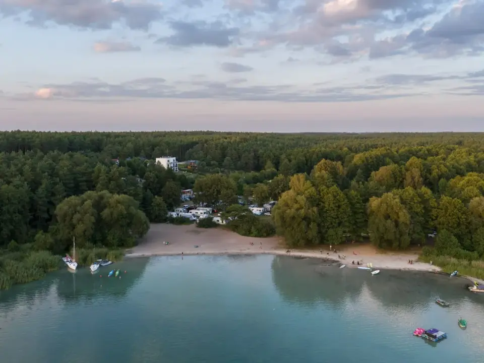 Najczystsze jezioro w Polsce? Powidzkie czy Hańcza